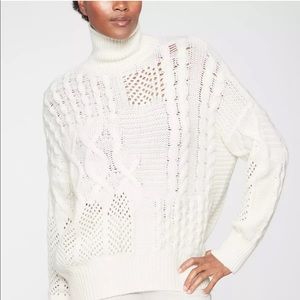 Athleta chunky oversized white sweater size small